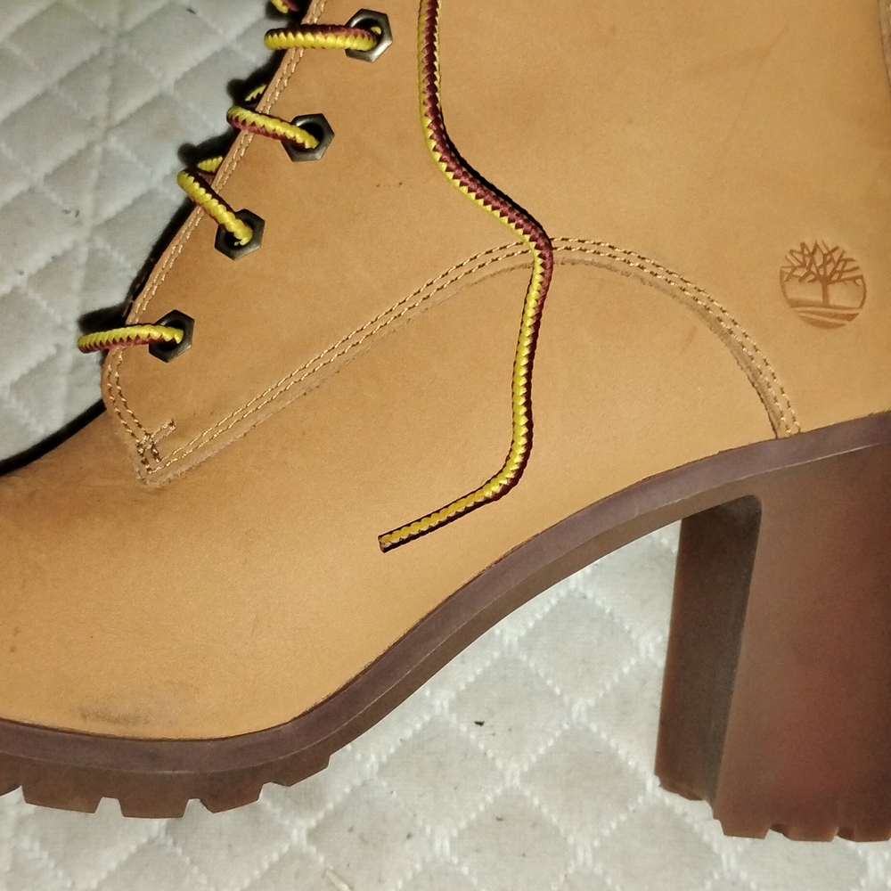 Timberland Women's Tan Heeled Boots
